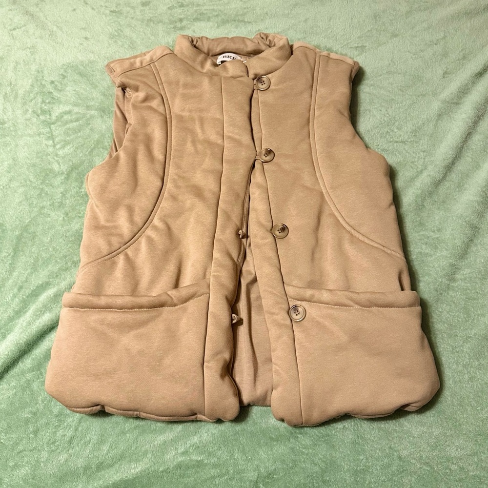 BKE Tan Padded Button Mock Neck Vest – L